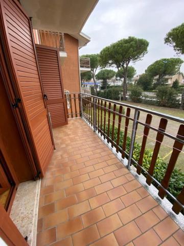 Cond Giardino Apartment Линяно Сабиадоро Екстериор снимка